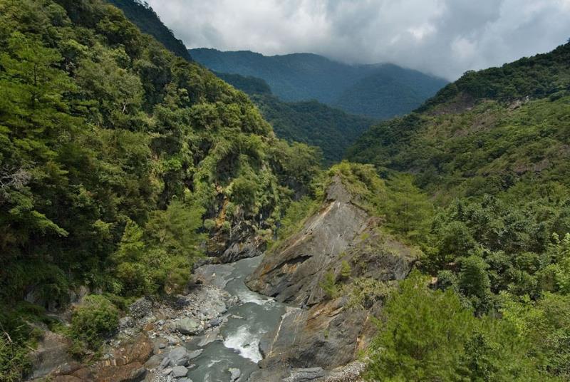 Three-day Tour of Siangyang Forest, Recreation Area, Wulu Gorge, Kamcing Tribe, Ceroh Tribe